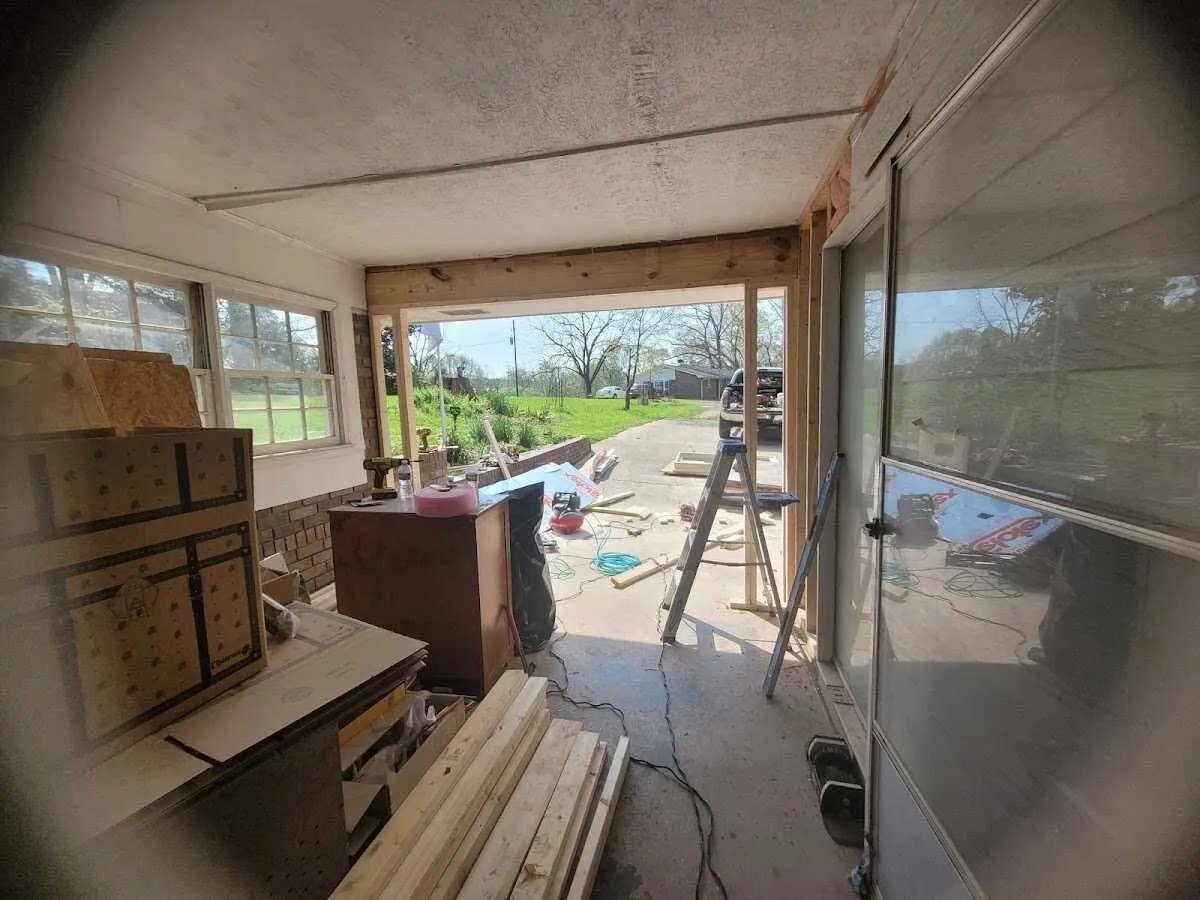 Air movers and dehumidifier for Drying & Dehumidification in Lithia Springs